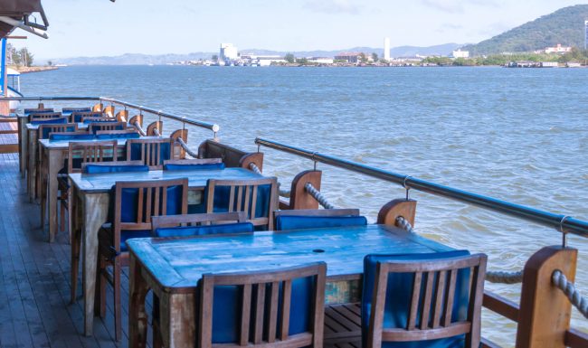 restaurante em laguna/sc com vista para o mar
